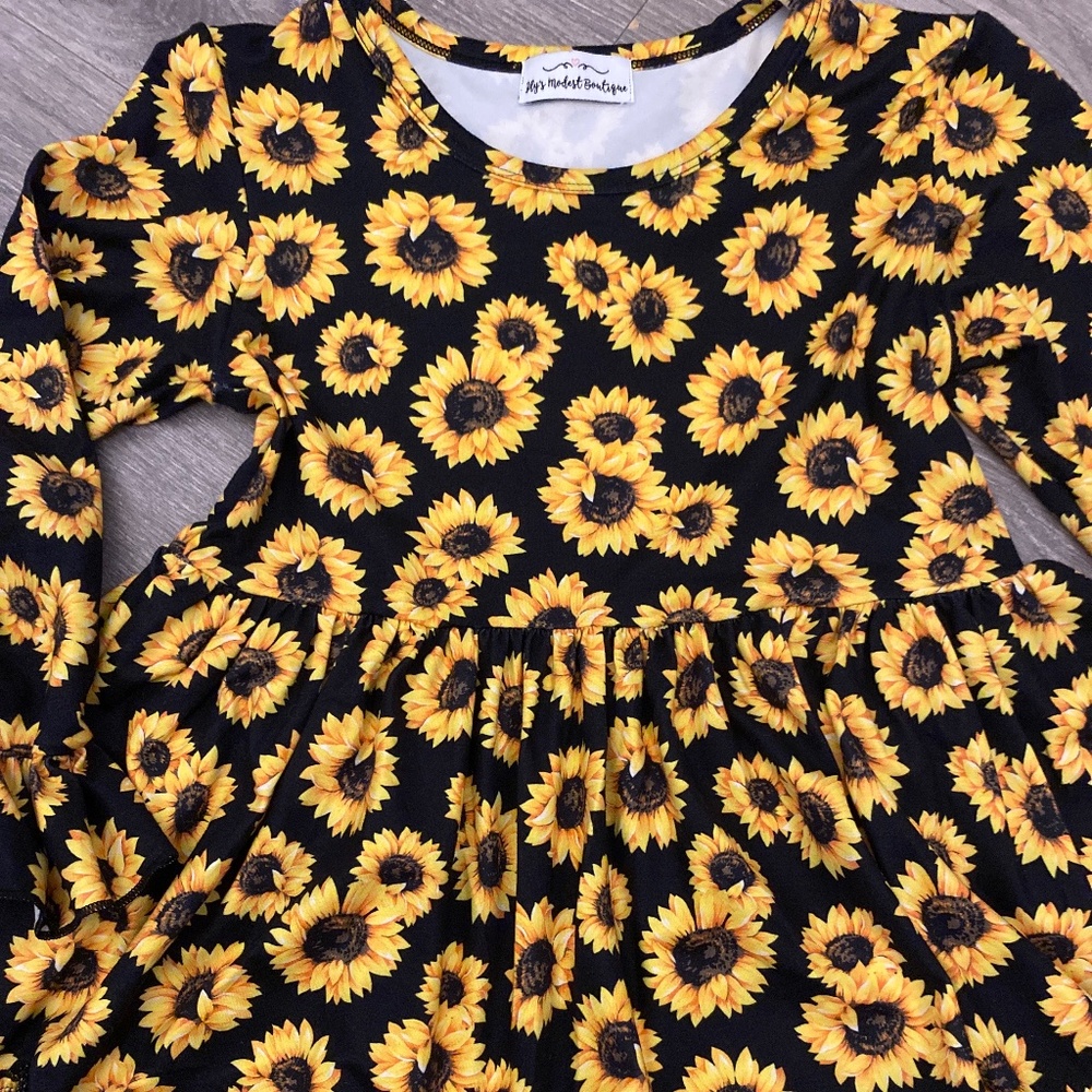 Little girl fall tops